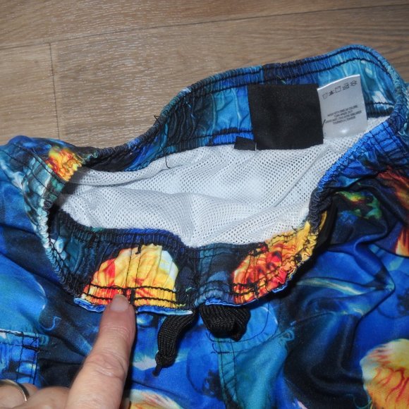 WEST COAST BOYS SWIM TRUNKS   SIZE S/P - Picture 2 of 4